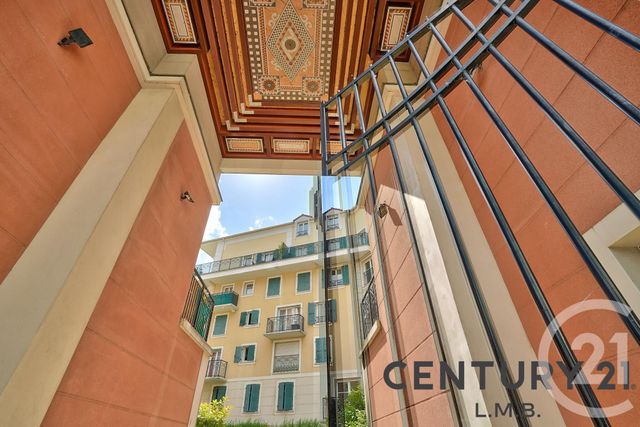 Afficher la photo en grand Appartement F2 à vendre - 2 pièces - 42.37 m2 - ALFORTVILLE - 94 - ILE-DE-FRANCE - Century 21 L.M.B.