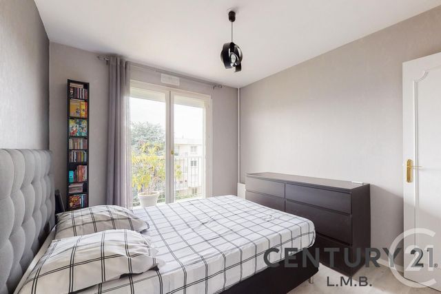 Afficher la photo en grand Appartement T2 à vendre - 2 pièces - 46.0 m2 - MAISONS ALFORT - 94 - ILE-DE-FRANCE - Century 21 L.M.B.