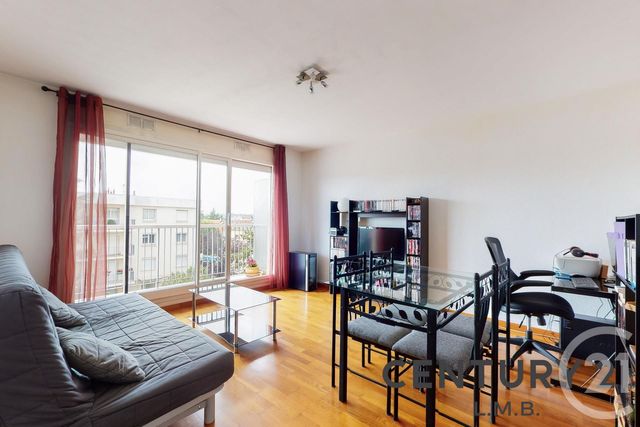 Afficher la photo en grand Appartement T2 à vendre - 2 pièces - 46.0 m2 - MAISONS ALFORT - 94 - ILE-DE-FRANCE - Century 21 L.M.B.