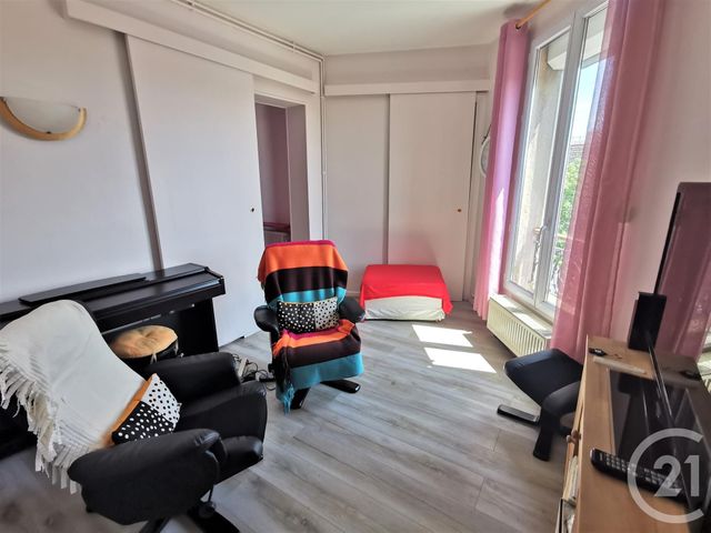 Afficher la photo en grand Appartement T3 à vendre - 3 pièces - 51.98 m2 - ALFORTVILLE - 94 - ILE-DE-FRANCE - Century 21 L.M.B.