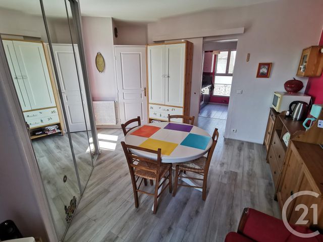 Afficher la photo en grand Appartement T3 à vendre - 3 pièces - 51.98 m2 - ALFORTVILLE - 94 - ILE-DE-FRANCE - Century 21 L.M.B.