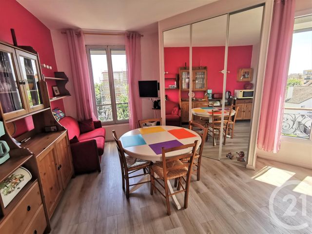 Afficher la photo en grand Appartement T3 à vendre - 3 pièces - 51.98 m2 - ALFORTVILLE - 94 - ILE-DE-FRANCE - Century 21 L.M.B.