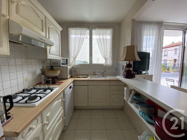 Appartement F4 à vendre - 4 pièces - 65.49 m2 - ALFORTVILLE - 94 - ILE-DE-FRANCE - Century 21 L.M.B.