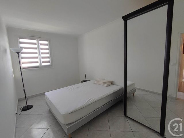 Chambre à louer - 1 pièce - 11.43 m2 - ALFORTVILLE - 94 - ILE-DE-FRANCE - Century 21 L.M.B.