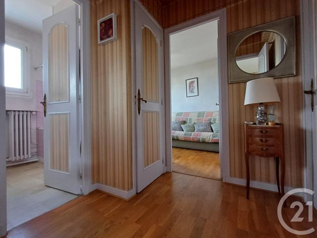 Appartement F3 à vendre - 3 pièces - 65.19 m2 - ALFORTVILLE - 94 - ILE-DE-FRANCE - Century 21 L.M.B.