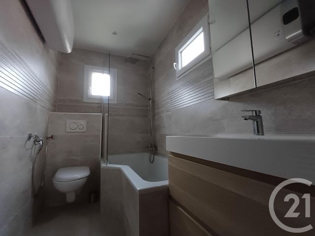 Afficher la photo en grand Appartement F3 à vendre - 3 pièces - 68.85 m2 - ALFORTVILLE - 94 - ILE-DE-FRANCE - Century 21 L.M.B.