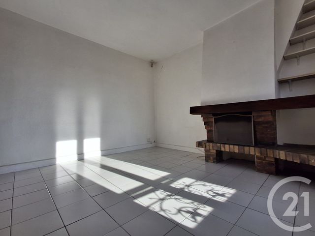 Afficher la photo en grand Appartement F2 à vendre - 2 pièces - 30.47 m2 - ALFORTVILLE - 94 - ILE-DE-FRANCE - Century 21 L.M.B.