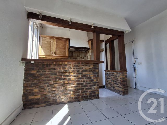 Afficher la photo en grand Appartement F2 à vendre - 2 pièces - 30.47 m2 - ALFORTVILLE - 94 - ILE-DE-FRANCE - Century 21 L.M.B.