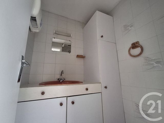 Afficher la photo en grand Appartement F2 à vendre - 2 pièces - 30.47 m2 - ALFORTVILLE - 94 - ILE-DE-FRANCE - Century 21 L.M.B.