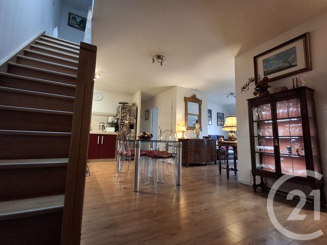 Appartement F3 à vendre - 3 pièces - 113.7 m2 - ALFORTVILLE - 94 - ILE-DE-FRANCE - Century 21 L.M.B.