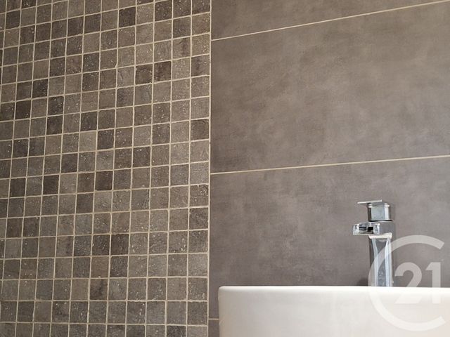 Appartement F3 à vendre - 3 pièces - 51.28 m2 - ALFORTVILLE - 94 - ILE-DE-FRANCE - Century 21 L.M.B.