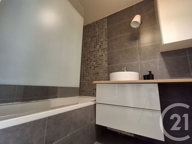 Appartement F3 à vendre - 3 pièces - 51.28 m2 - ALFORTVILLE - 94 - ILE-DE-FRANCE - Century 21 L.M.B.