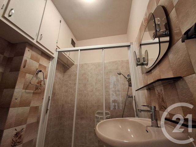 Appartement F3 à vendre - 3 pièces - 65.7 m2 - ALFORTVILLE - 94 - ILE-DE-FRANCE - Century 21 L.M.B.