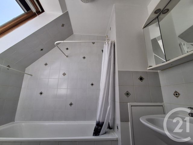 Appartement F3 à vendre - 3 pièces - 100.21 m2 - ALFORTVILLE - 94 - ILE-DE-FRANCE - Century 21 L.M.B.